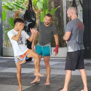 King of Muay Thai Training Session – Learn authentic Muay Thai techniques in Hua Hin with expert trainers.