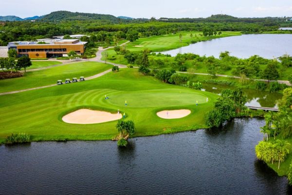 Siam Country Club Waterside Golf Course Pattaya