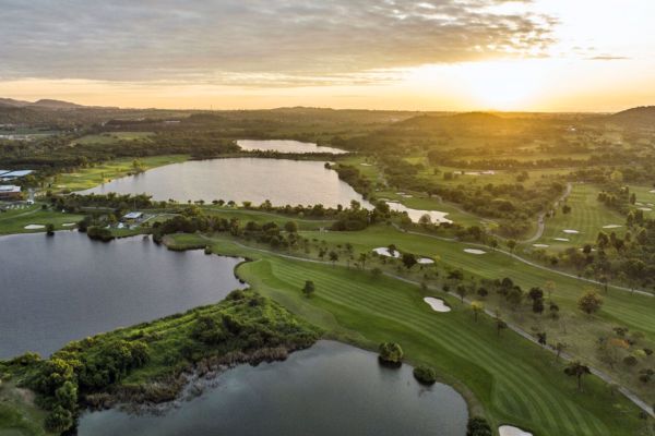 Siam Country Club Waterside Golf Course Pattaya