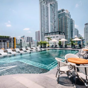 Aira Hotel Bangkok Swimming Pool