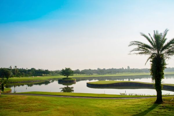 The RG City Golf Club