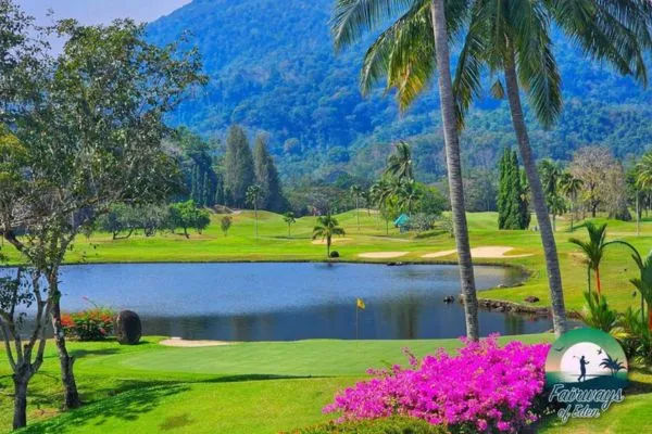 Phuket Country Club – Phuket golf course with lake views, mountains, and lush fairways