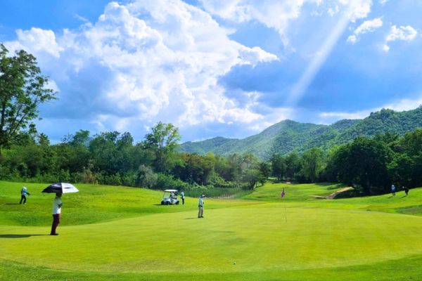 Dragon Hills Golf & Country Club Golf Course Fairways of Eden