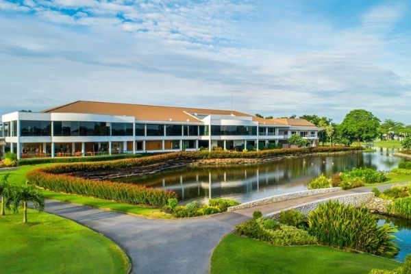 The Royal Golf and Country Club Bangkok Fairways of Eden