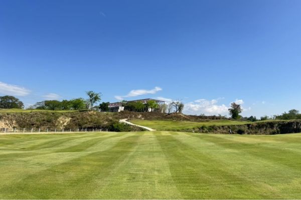 Blue Sapphire Golf & Resort (1)