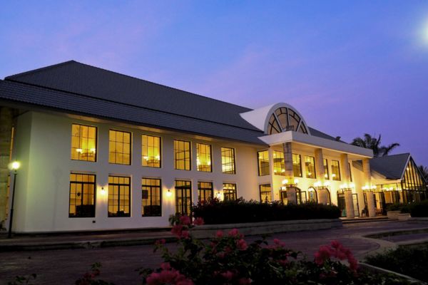 Eastern Star Country Club