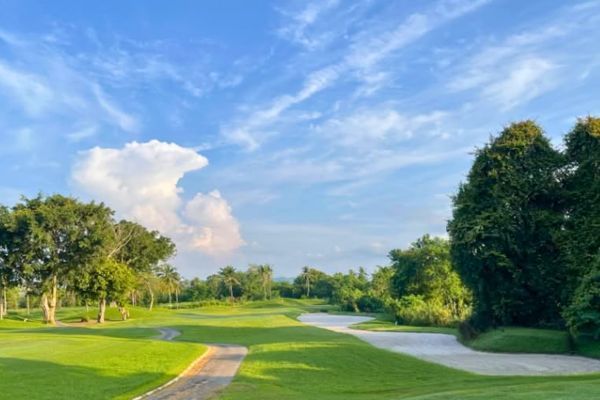 Khao Kheow Country Club