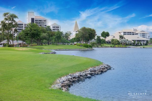 Royal Gems Golf & Sports Club Salaya (3)