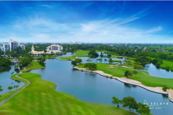 Royal Gems Golf & Sports Club Salaya (4)